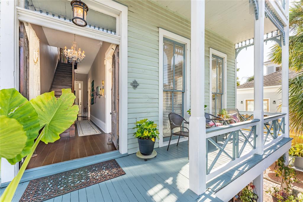 1014 3 20th Street, Galveston, Texas 77550, 3 Bedrooms Bedrooms, 5 Rooms Rooms,3 BathroomsBathrooms,Single-family,For Sale,20th,97976946