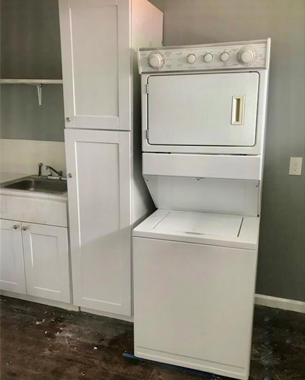 3257 2 Winbern Street, Houston, Texas 77004, 2 Bedrooms Bedrooms, ,1 BathroomBathrooms,Multi-family,For Sale,Winbern,52176482