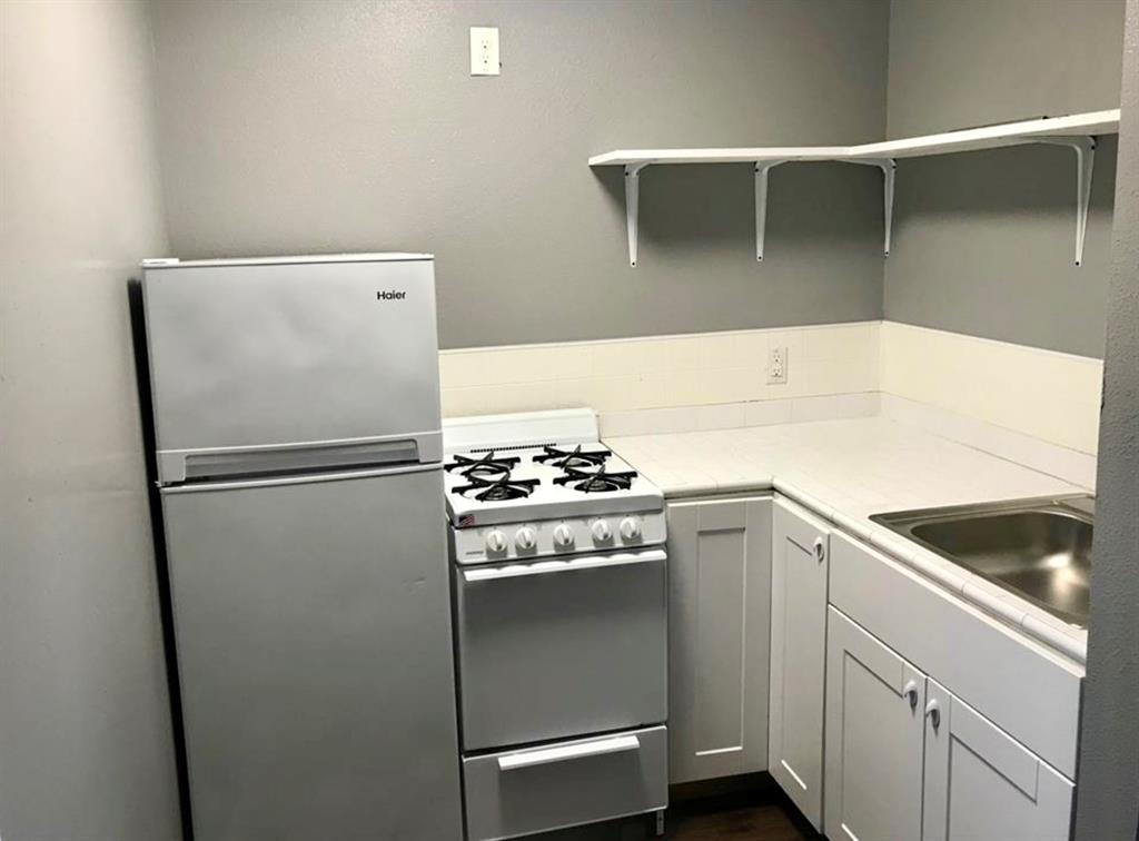 3257 2 Winbern Street, Houston, Texas 77004, 2 Bedrooms Bedrooms, ,1 BathroomBathrooms,Multi-family,For Sale,Winbern,52176482