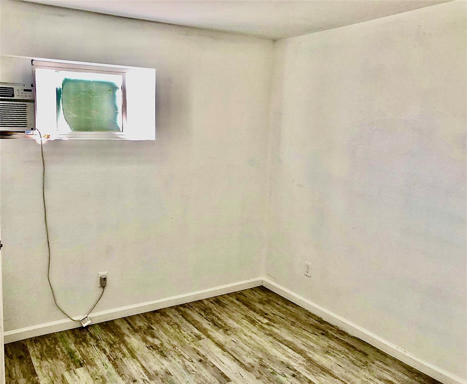 3257 2 Winbern Street, Houston, Texas 77004, 2 Bedrooms Bedrooms, ,1 BathroomBathrooms,Multi-family,For Sale,Winbern,52176482