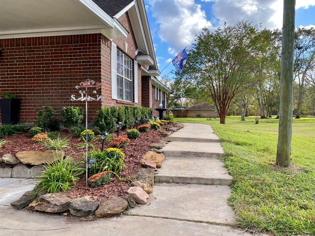 308 1 County Road 893b, Angleton, Texas 77515, 3 Bedrooms Bedrooms, 6 Rooms Rooms,2 BathroomsBathrooms,Single-family,For Sale,County Road 893b,22361133