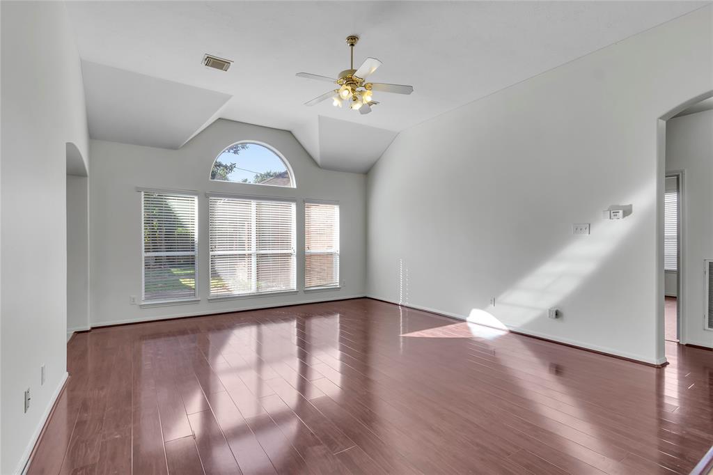 19111 1 Cypress Estates Court, Spring, Texas 77388, 3 Bedrooms Bedrooms, 10 Rooms Rooms,2 BathroomsBathrooms,Single-family,For Sale,Cypress Estates,53629169