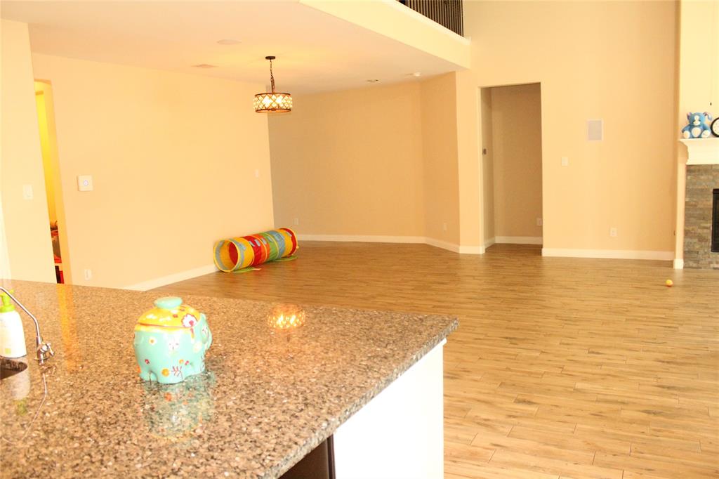 20211 2 Tarpon Bay Lane, Cypress, Texas 77433, 5 Bedrooms Bedrooms, 12 Rooms Rooms,4 BathroomsBathrooms,Single-family,For Sale,Tarpon Bay,75453182
