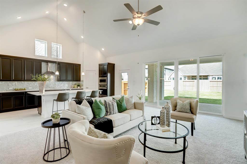10023 1 Golden Woods Drive, Missouri City, Texas 77459, 4 Bedrooms Bedrooms, 9 Rooms Rooms,3 BathroomsBathrooms,Single-family,For Sale,Golden Woods,77803792
