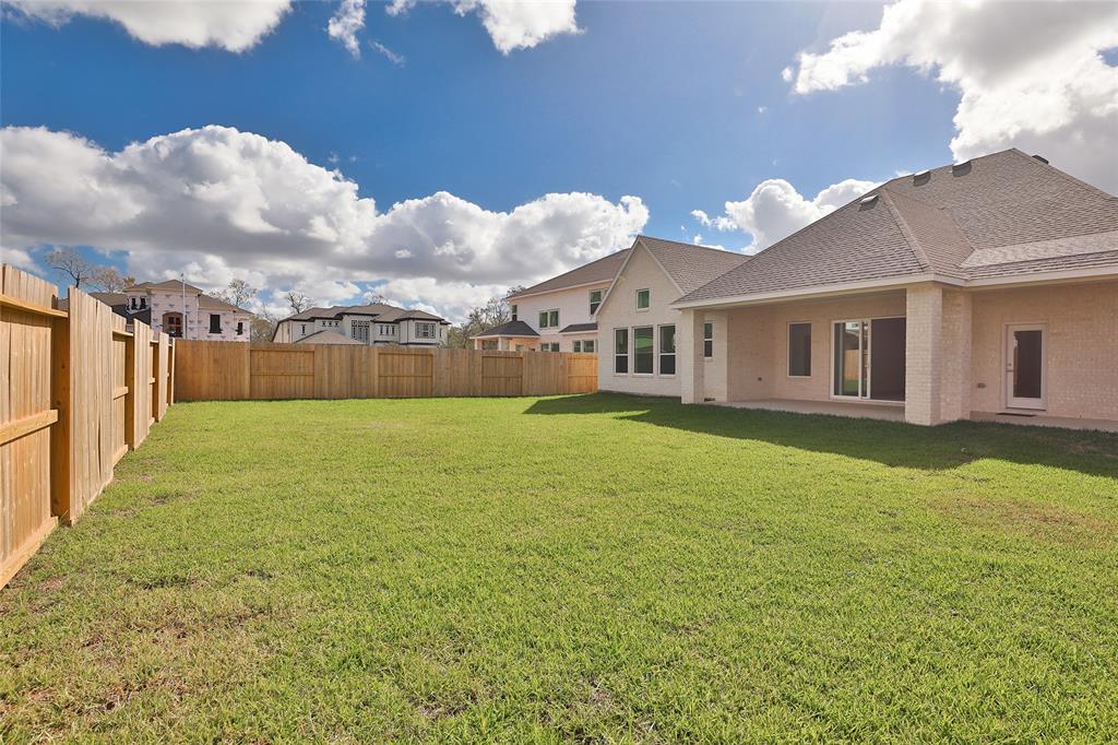 10023 1 Golden Woods Drive, Missouri City, Texas 77459, 4 Bedrooms Bedrooms, 9 Rooms Rooms,3 BathroomsBathrooms,Single-family,For Sale,Golden Woods,77803792
