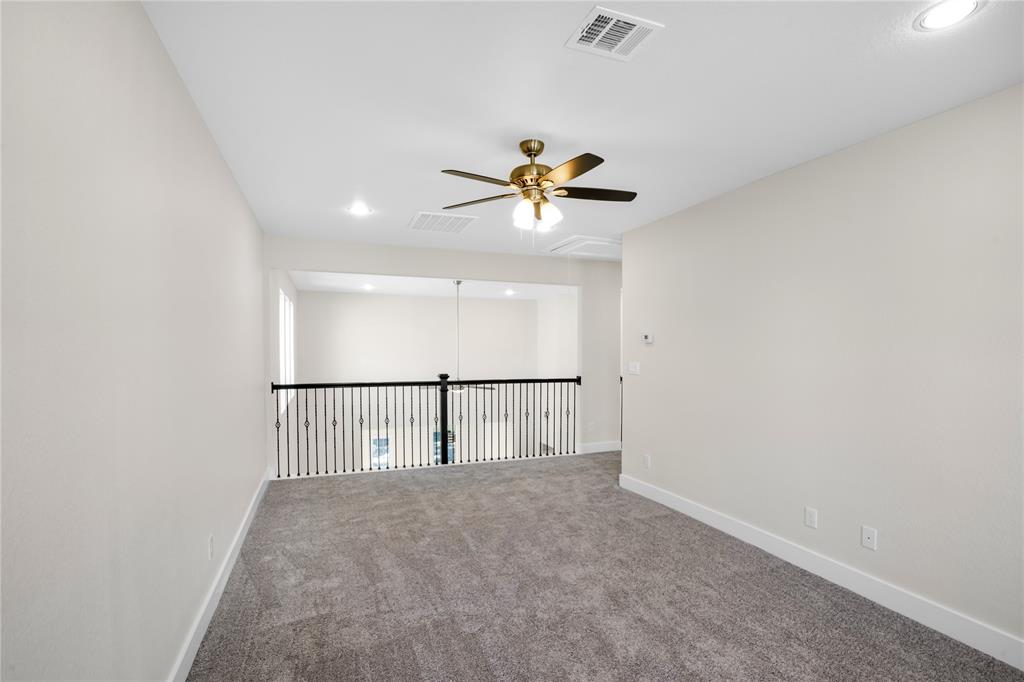 408 2 6TH Street, La Porte, Texas 77571, 4 Bedrooms Bedrooms, 10 Rooms Rooms,2 BathroomsBathrooms,Single-family,For Sale,6TH,67842668
