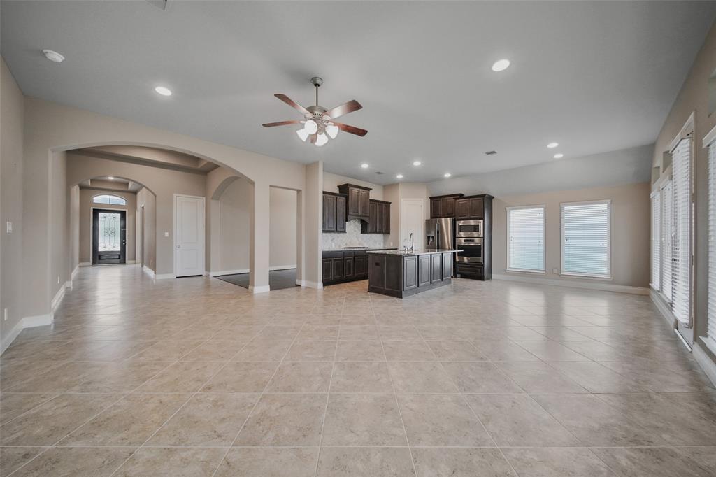 3107 1 Shadow View Lane, Missouri City, Texas 77459, 4 Bedrooms Bedrooms, 8 Rooms Rooms,3 BathroomsBathrooms,Single-family,For Sale,Shadow View,60970271