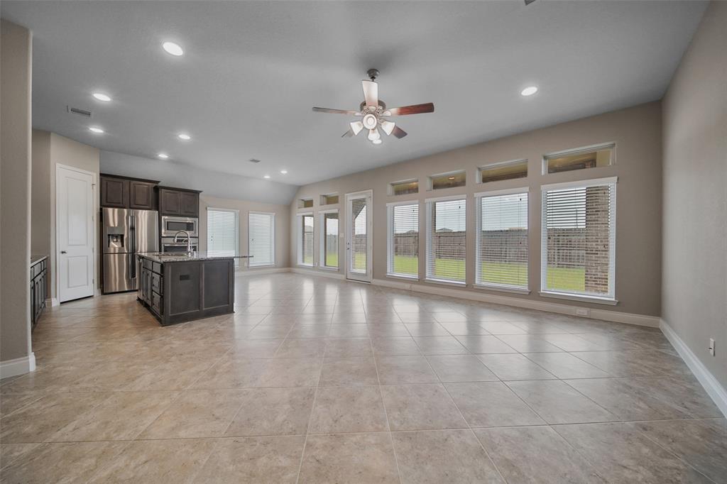 3107 1 Shadow View Lane, Missouri City, Texas 77459, 4 Bedrooms Bedrooms, 8 Rooms Rooms,3 BathroomsBathrooms,Single-family,For Sale,Shadow View,60970271