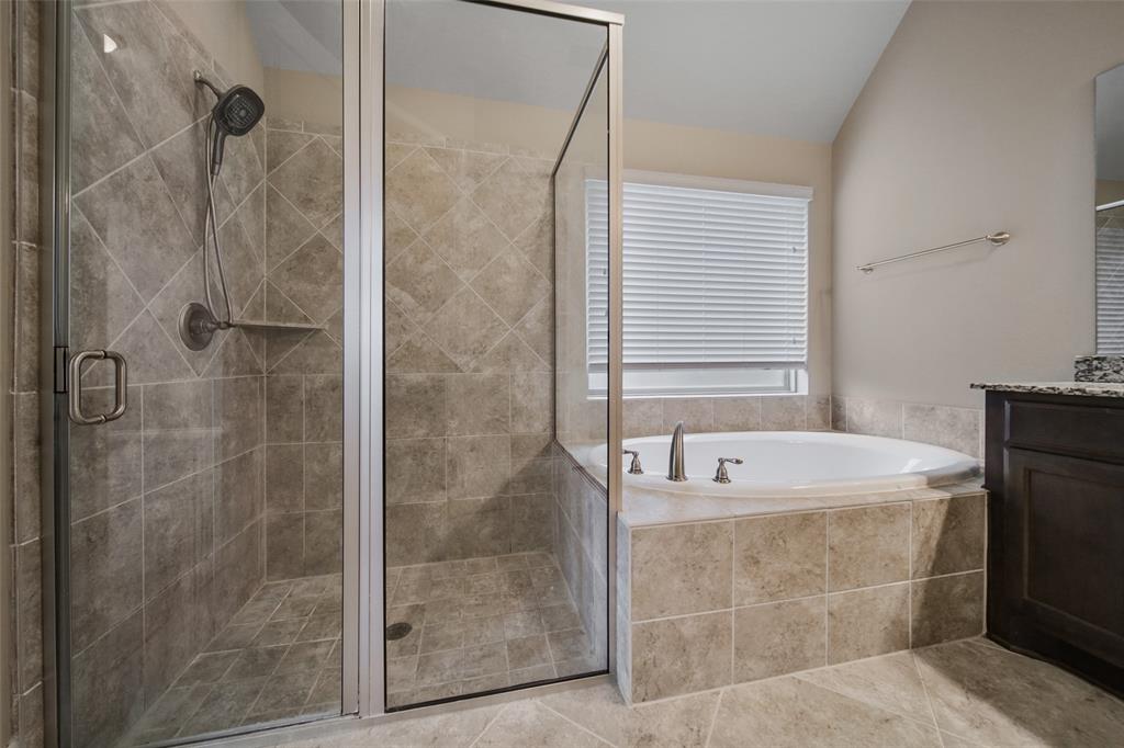 3107 1 Shadow View Lane, Missouri City, Texas 77459, 4 Bedrooms Bedrooms, 8 Rooms Rooms,3 BathroomsBathrooms,Single-family,For Sale,Shadow View,60970271