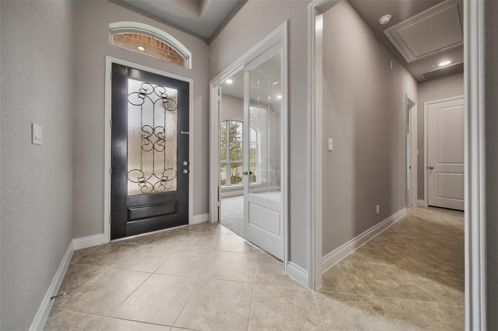 3107 1 Shadow View Lane, Missouri City, Texas 77459, 4 Bedrooms Bedrooms, 8 Rooms Rooms,3 BathroomsBathrooms,Single-family,For Sale,Shadow View,60970271