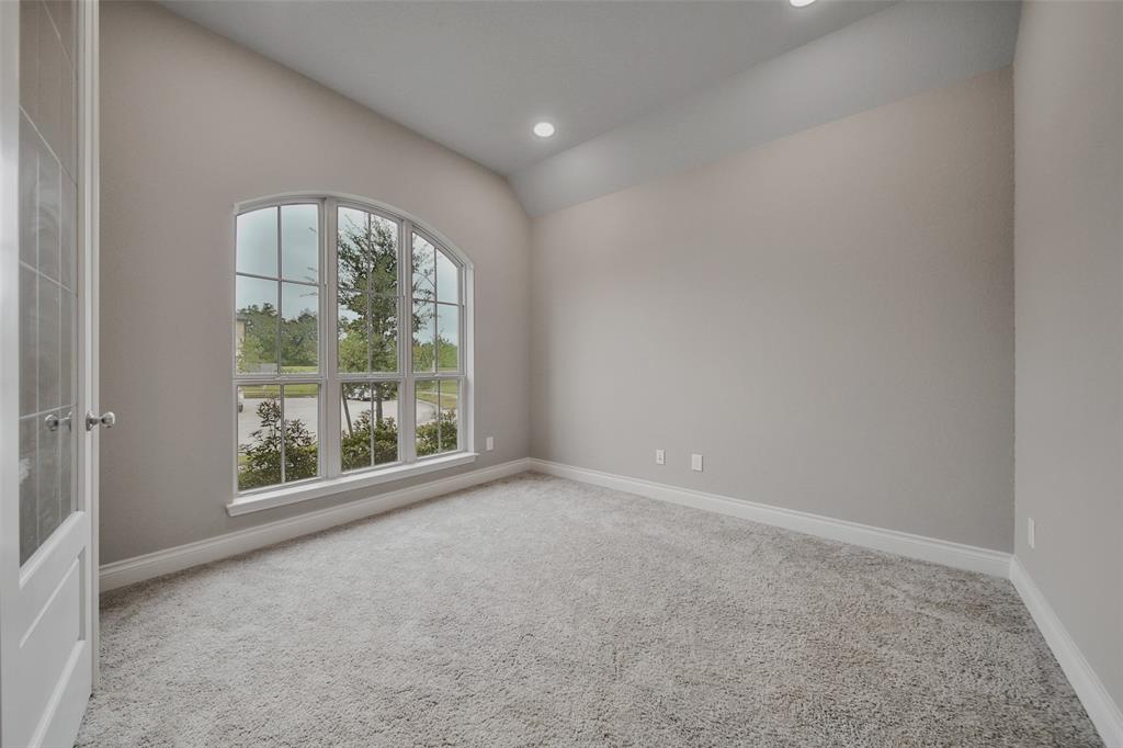 3107 1 Shadow View Lane, Missouri City, Texas 77459, 4 Bedrooms Bedrooms, 8 Rooms Rooms,3 BathroomsBathrooms,Single-family,For Sale,Shadow View,60970271