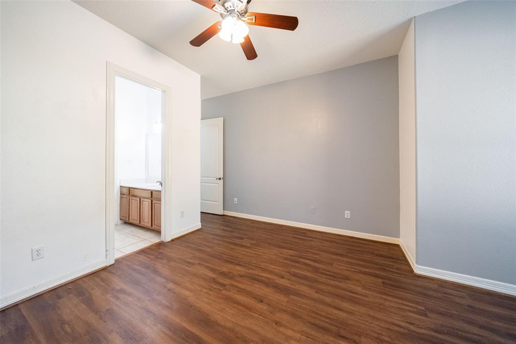 5254 2 Lakeshore Drive, Willis, Texas 77318, 3 Bedrooms Bedrooms, 3 Rooms Rooms,3 BathroomsBathrooms,Single-family,For Sale,Lakeshore,81170150