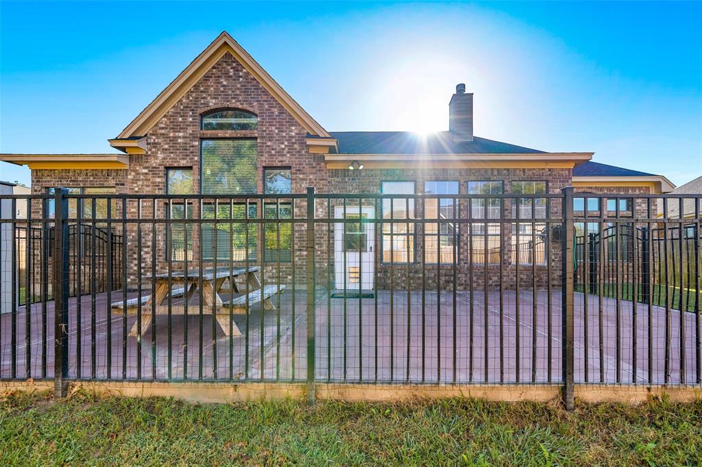 5254 2 Lakeshore Drive, Willis, Texas 77318, 3 Bedrooms Bedrooms, 3 Rooms Rooms,3 BathroomsBathrooms,Single-family,For Sale,Lakeshore,81170150