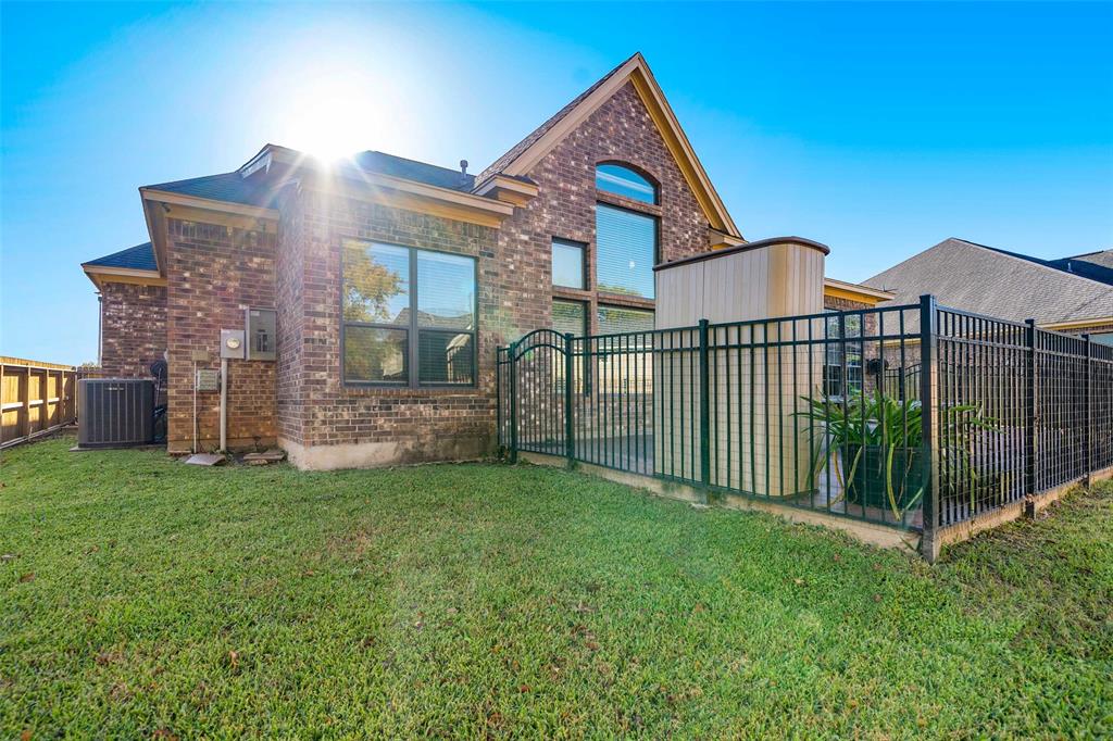 5254 2 Lakeshore Drive, Willis, Texas 77318, 3 Bedrooms Bedrooms, 3 Rooms Rooms,3 BathroomsBathrooms,Single-family,For Sale,Lakeshore,81170150