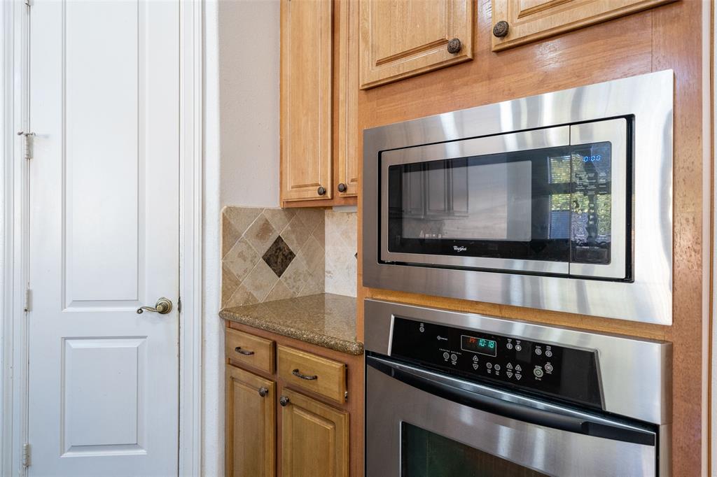 5254 2 Lakeshore Drive, Willis, Texas 77318, 3 Bedrooms Bedrooms, 3 Rooms Rooms,3 BathroomsBathrooms,Single-family,For Sale,Lakeshore,81170150