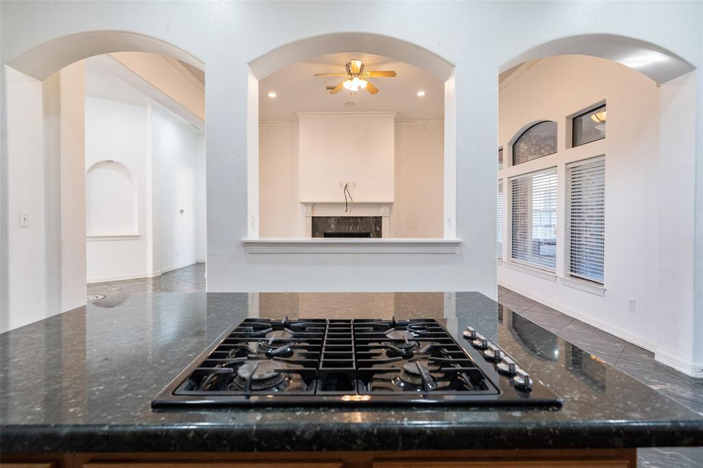 5254 2 Lakeshore Drive, Willis, Texas 77318, 3 Bedrooms Bedrooms, 3 Rooms Rooms,3 BathroomsBathrooms,Single-family,For Sale,Lakeshore,81170150