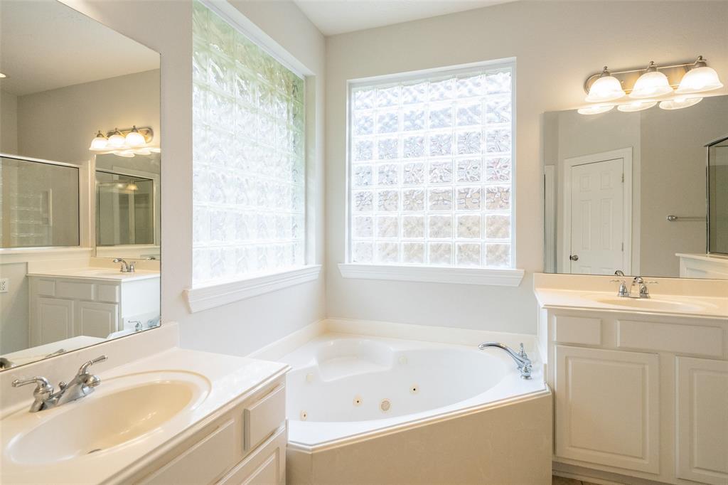 6511 2 Greencreek Meadows Lane, Spring, Texas 77379, 4 Bedrooms Bedrooms, 4 Rooms Rooms,3 BathroomsBathrooms,Single-family,For Sale,Greencreek Meadows,81889838