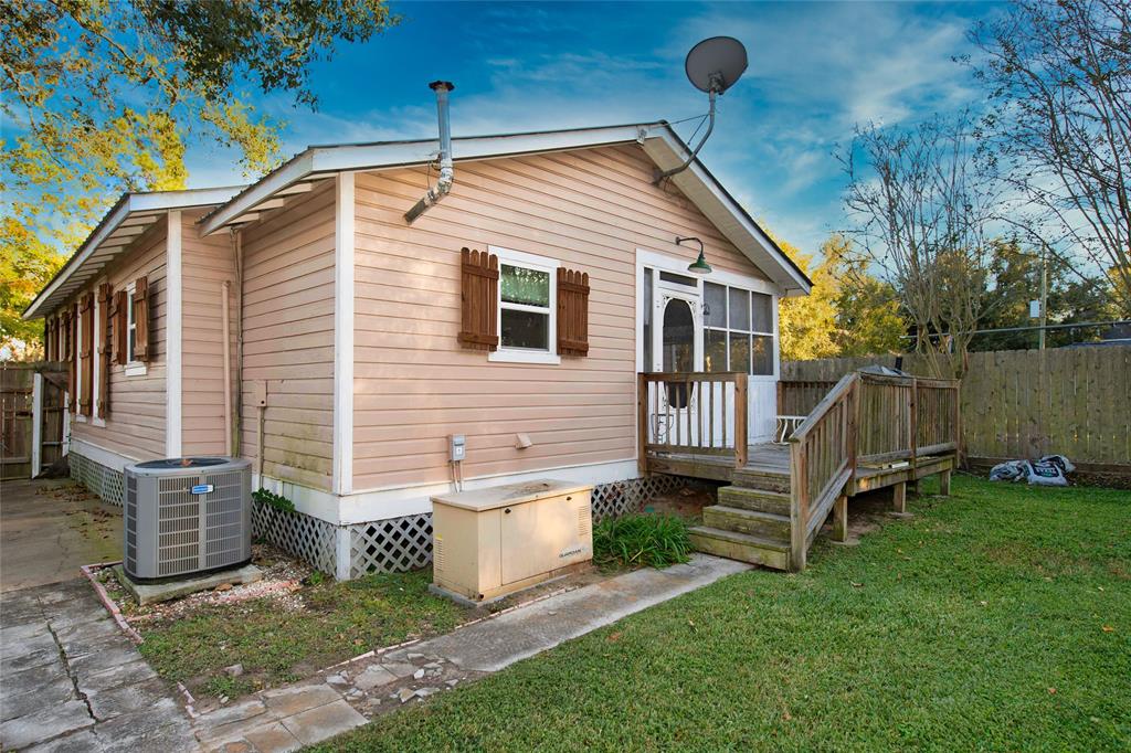 TBD 1 3rd Street, Fulshear, Texas 77441, 2 Bedrooms Bedrooms, 7 Rooms Rooms,1 BathroomBathrooms,Single-family,For Sale,3rd,65515517