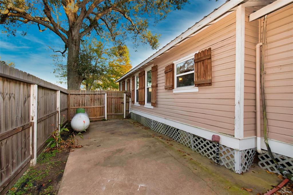 TBD 1 3rd Street, Fulshear, Texas 77441, 2 Bedrooms Bedrooms, 7 Rooms Rooms,1 BathroomBathrooms,Single-family,For Sale,3rd,65515517