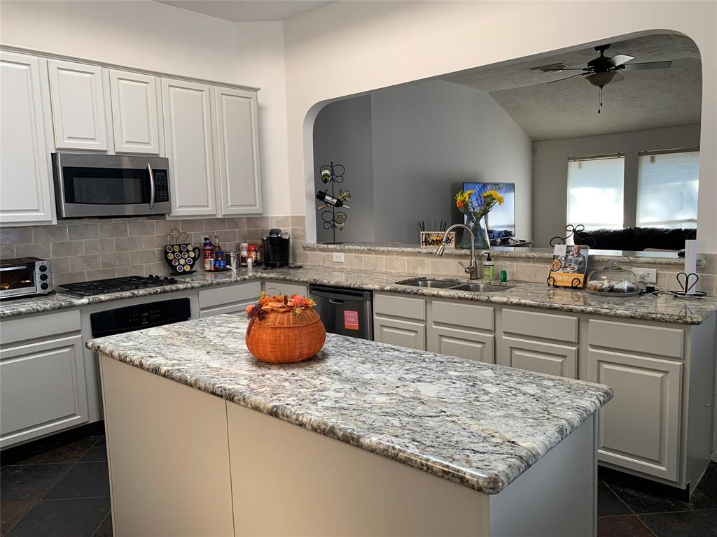 1730 1 Calmar Drive, Spring, Texas 77386, 4 Bedrooms Bedrooms, 4 Rooms Rooms,2 BathroomsBathrooms,Single-family,For Sale,Calmar,67316754