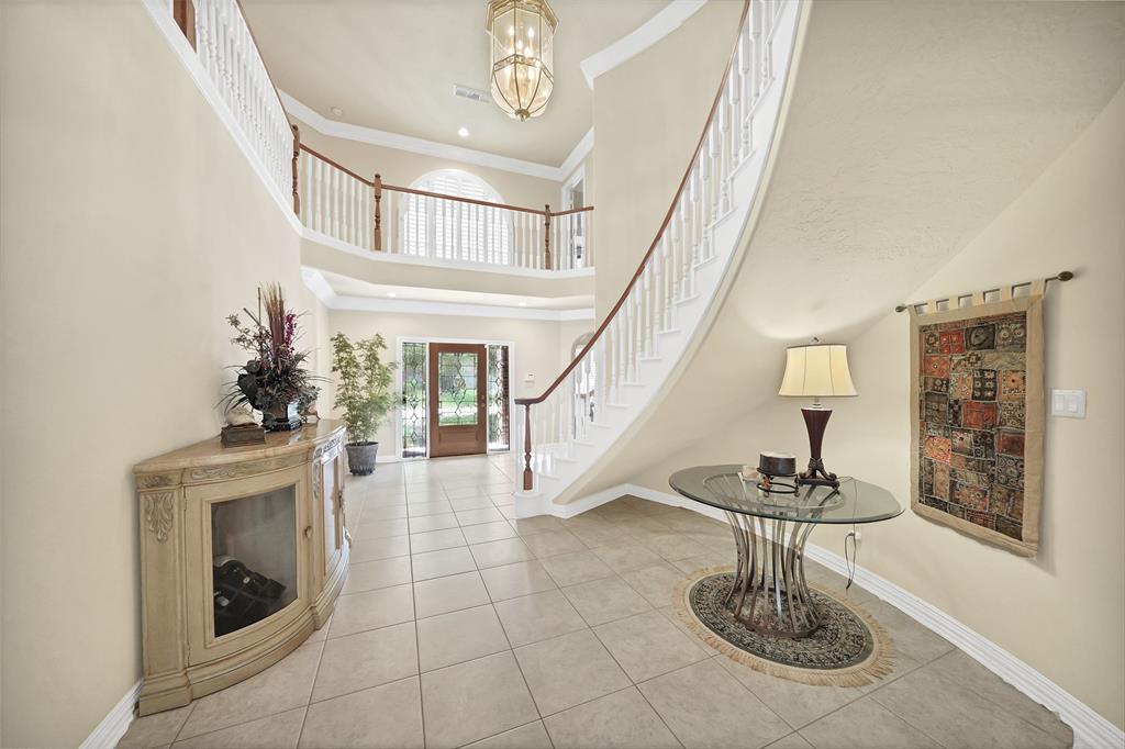 19910 2 Sky Hollow Lane, Katy, Texas 77450, 4 Bedrooms Bedrooms, 11 Rooms Rooms,3 BathroomsBathrooms,Single-family,For Sale,Sky Hollow,59654757