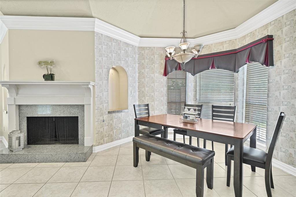 19910 2 Sky Hollow Lane, Katy, Texas 77450, 4 Bedrooms Bedrooms, 11 Rooms Rooms,3 BathroomsBathrooms,Single-family,For Sale,Sky Hollow,59654757