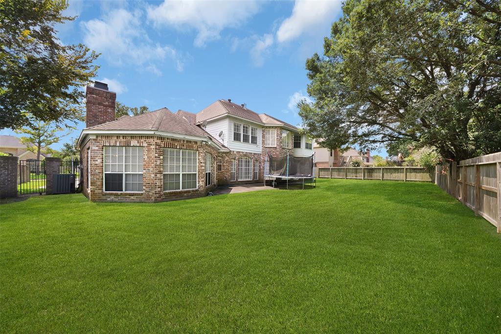 19910 2 Sky Hollow Lane, Katy, Texas 77450, 4 Bedrooms Bedrooms, 11 Rooms Rooms,3 BathroomsBathrooms,Single-family,For Sale,Sky Hollow,59654757