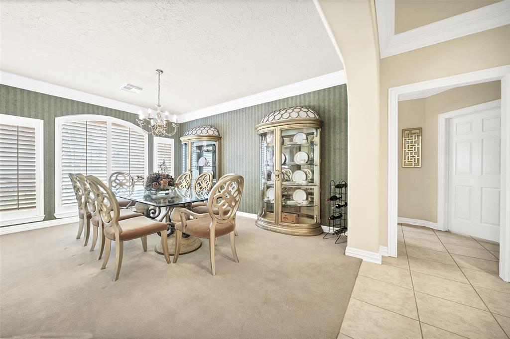 19910 2 Sky Hollow Lane, Katy, Texas 77450, 4 Bedrooms Bedrooms, 11 Rooms Rooms,3 BathroomsBathrooms,Single-family,For Sale,Sky Hollow,59654757