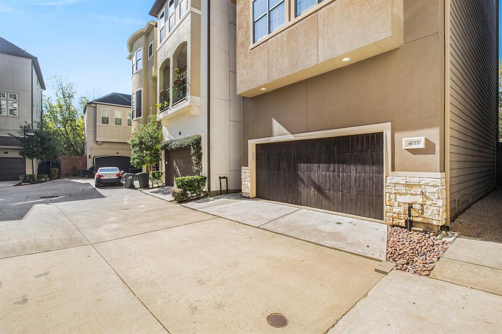 4122 3 Bonner View Lane, Houston, Texas 77007, 3 Bedrooms Bedrooms, 7 Rooms Rooms,3 BathroomsBathrooms,Single-family,For Sale,Bonner View,54187792