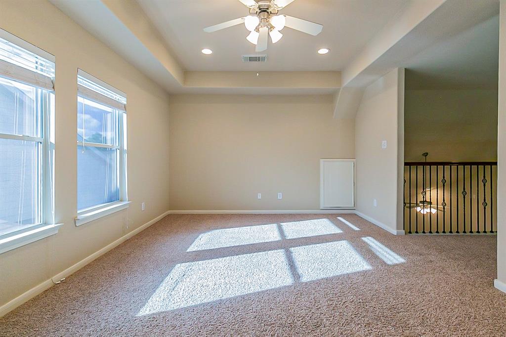 5215 2 Shadow Breeze Lane, Katy, Texas 77494, 4 Bedrooms Bedrooms, 4 Rooms Rooms,2 BathroomsBathrooms,Single-family,For Sale,Shadow Breeze,57752355