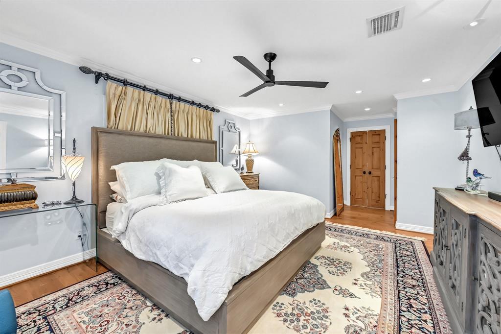 1049 2 Candlelight Lane, Houston, Texas 77018, 4 Bedrooms Bedrooms, 12 Rooms Rooms,3 BathroomsBathrooms,Single-family,For Sale,Candlelight,83931824