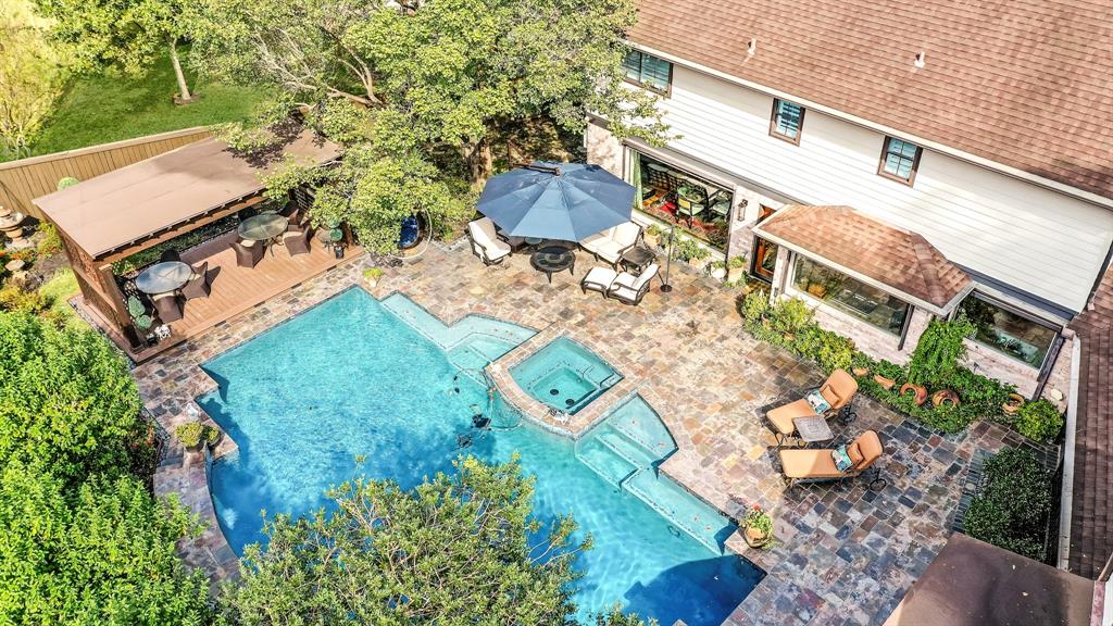 1049 2 Candlelight Lane, Houston, Texas 77018, 4 Bedrooms Bedrooms, 12 Rooms Rooms,3 BathroomsBathrooms,Single-family,For Sale,Candlelight,83931824