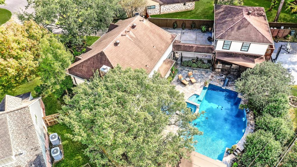 1049 2 Candlelight Lane, Houston, Texas 77018, 4 Bedrooms Bedrooms, 12 Rooms Rooms,3 BathroomsBathrooms,Single-family,For Sale,Candlelight,83931824