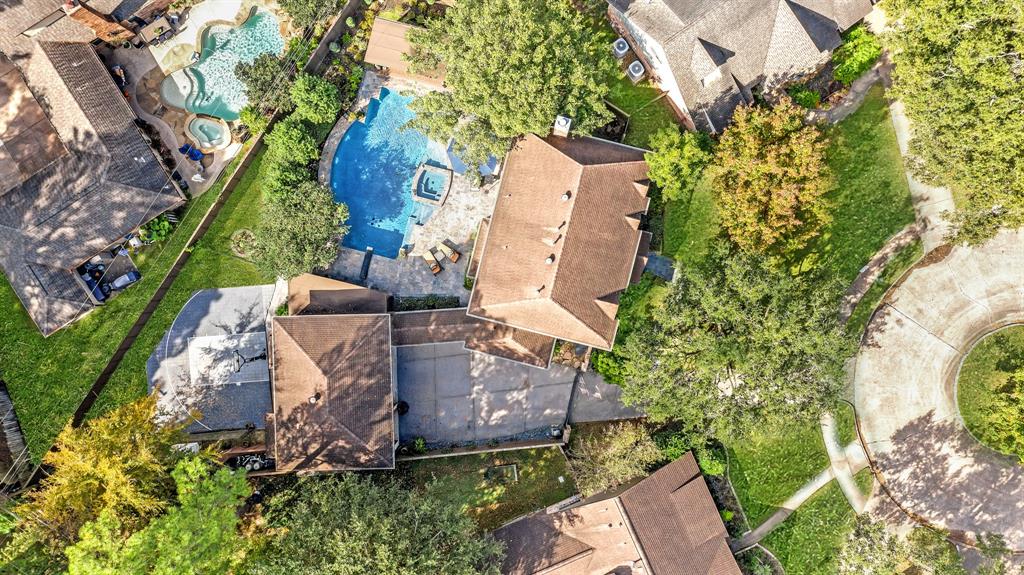 1049 2 Candlelight Lane, Houston, Texas 77018, 4 Bedrooms Bedrooms, 12 Rooms Rooms,3 BathroomsBathrooms,Single-family,For Sale,Candlelight,83931824