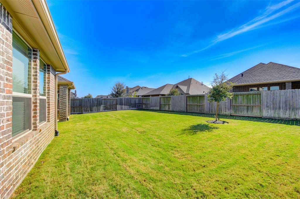 28439 2 Asher Falls Lane, Fulshear, Texas 77441, 4 Bedrooms Bedrooms, 7 Rooms Rooms,3 BathroomsBathrooms,Single-family,For Sale,Asher Falls,31553356