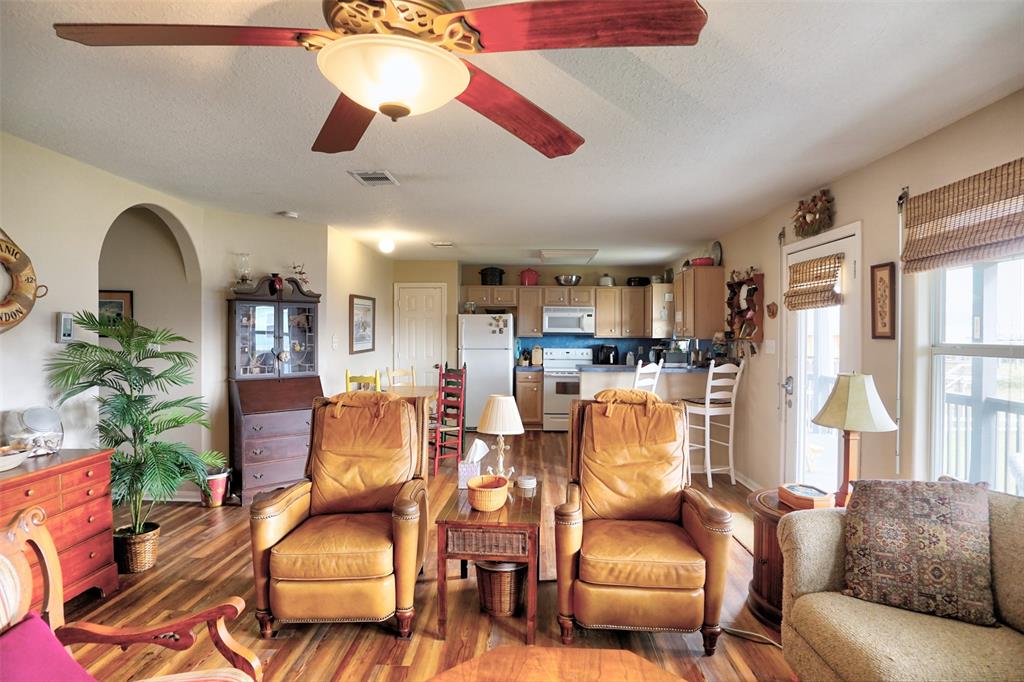 1426 1 Blue Water HWY, Surfside Beach, Texas 77541, 3 Bedrooms Bedrooms, 4 Rooms Rooms,2 BathroomsBathrooms,Single-family,For Sale,Blue Water HWY,57482812
