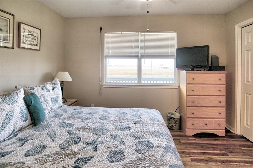 1426 1 Blue Water HWY, Surfside Beach, Texas 77541, 3 Bedrooms Bedrooms, 4 Rooms Rooms,2 BathroomsBathrooms,Single-family,For Sale,Blue Water HWY,57482812