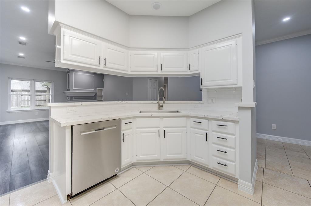 17406 1 Canyon Knoll Drive, Houston, Texas 77095, 3 Bedrooms Bedrooms, 6 Rooms Rooms,2 BathroomsBathrooms,Single-family,For Sale,Canyon Knoll,88793888
