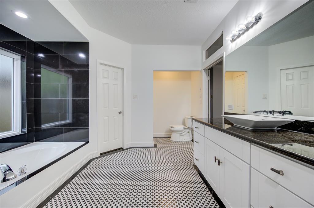 17406 1 Canyon Knoll Drive, Houston, Texas 77095, 3 Bedrooms Bedrooms, 6 Rooms Rooms,2 BathroomsBathrooms,Single-family,For Sale,Canyon Knoll,88793888