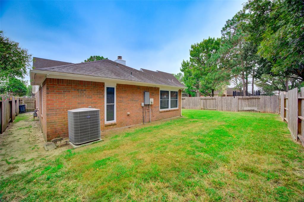 17406 1 Canyon Knoll Drive, Houston, Texas 77095, 3 Bedrooms Bedrooms, 6 Rooms Rooms,2 BathroomsBathrooms,Single-family,For Sale,Canyon Knoll,88793888