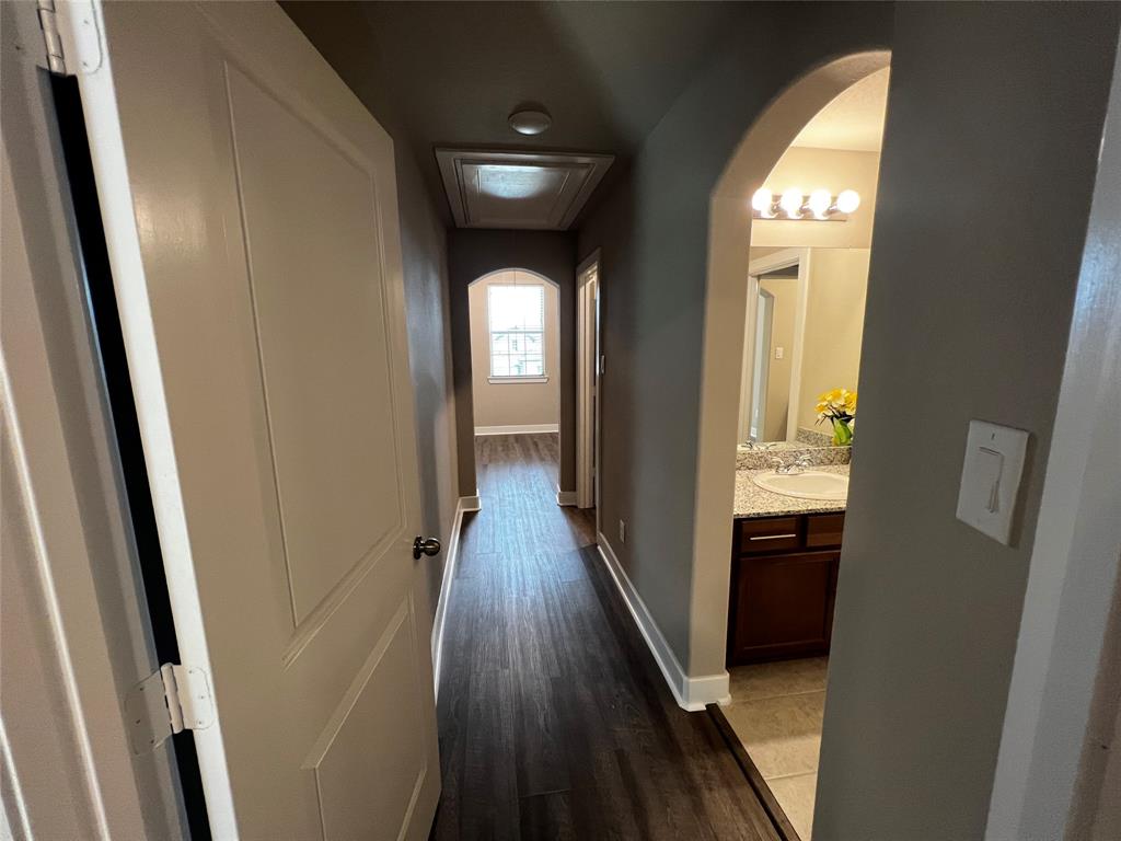 2515 2 Tradewind Pass Drive, Missouri City, Texas 77459, 4 Bedrooms Bedrooms, 9 Rooms Rooms,3 BathroomsBathrooms,Single-family,For Sale,Tradewind Pass,55760045