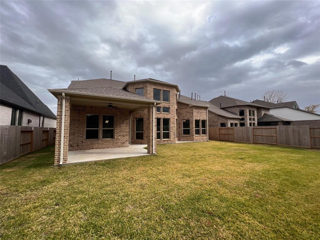 2515 2 Tradewind Pass Drive, Missouri City, Texas 77459, 4 Bedrooms Bedrooms, 9 Rooms Rooms,3 BathroomsBathrooms,Single-family,For Sale,Tradewind Pass,55760045