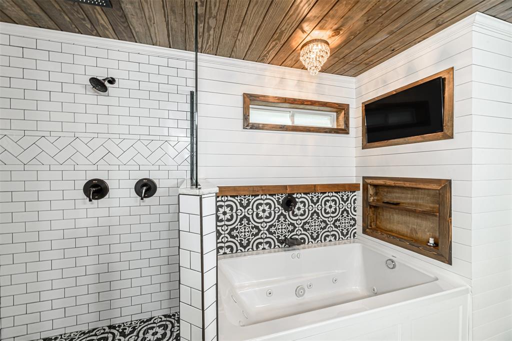 11703 2 Gardenglen Drive, Houston, Texas 77070, 4 Bedrooms Bedrooms, 11 Rooms Rooms,2 BathroomsBathrooms,Single-family,For Sale,Gardenglen,72628447