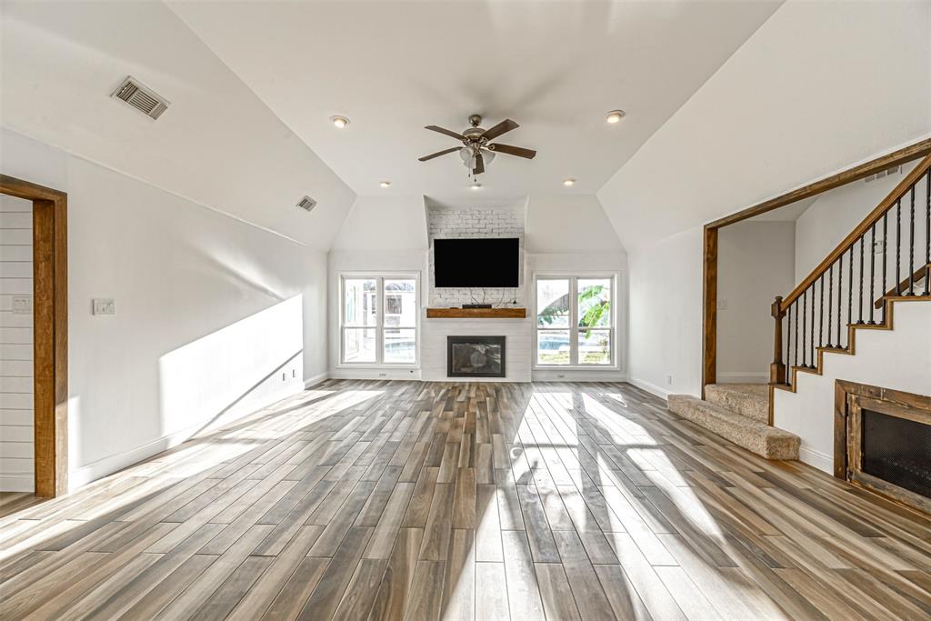 11703 2 Gardenglen Drive, Houston, Texas 77070, 4 Bedrooms Bedrooms, 11 Rooms Rooms,2 BathroomsBathrooms,Single-family,For Sale,Gardenglen,72628447