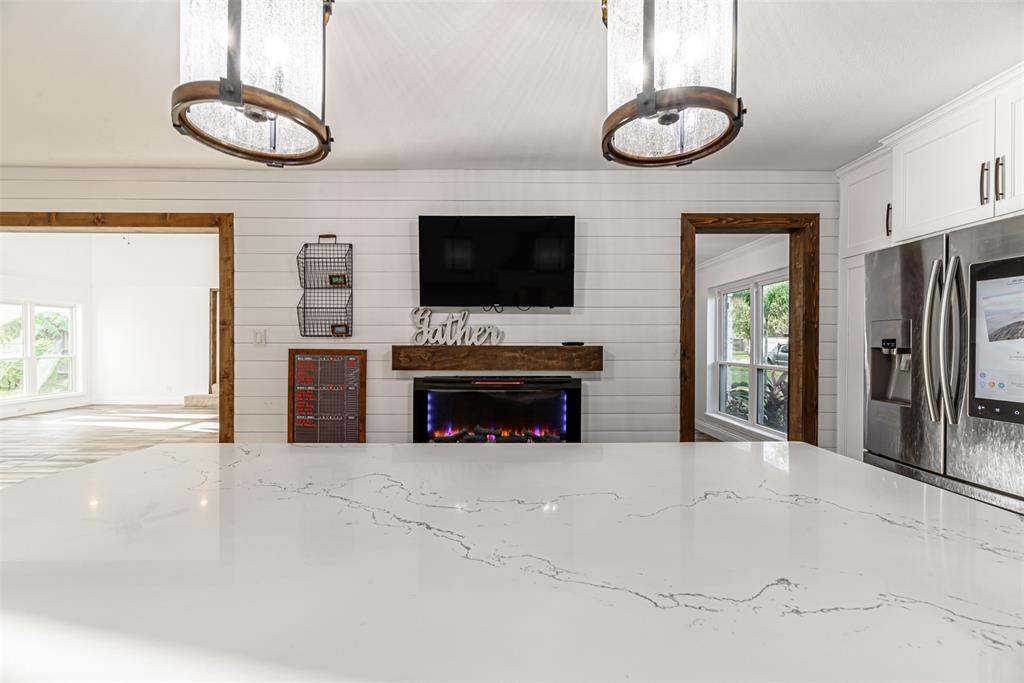 11703 2 Gardenglen Drive, Houston, Texas 77070, 4 Bedrooms Bedrooms, 11 Rooms Rooms,2 BathroomsBathrooms,Single-family,For Sale,Gardenglen,72628447