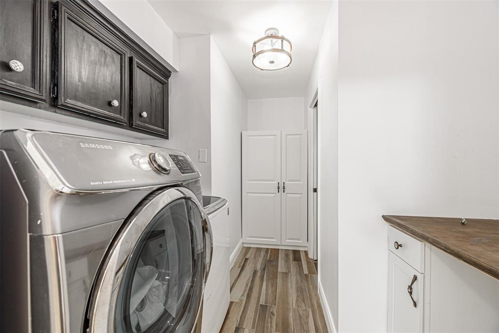 11703 2 Gardenglen Drive, Houston, Texas 77070, 4 Bedrooms Bedrooms, 11 Rooms Rooms,2 BathroomsBathrooms,Single-family,For Sale,Gardenglen,72628447