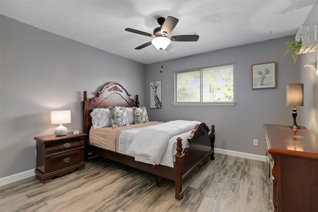3414 2 Surrey Lane, Deer Park, Texas 77536, 5 Bedrooms Bedrooms, 14 Rooms Rooms,3 BathroomsBathrooms,Single-family,For Sale,Surrey,66998272