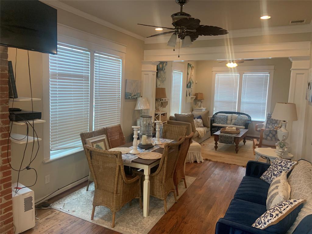 2714 2 Sealy Street, Galveston, Texas 77550, 3 Bedrooms Bedrooms, 3 Rooms Rooms,2 BathroomsBathrooms,Single-family,For Sale,Sealy,75817413