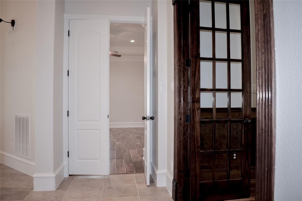 28322 2 Benders Landing Boulevard, Spring, Texas 77386, 4 Bedrooms Bedrooms, 12 Rooms Rooms,5 BathroomsBathrooms,Single-family,For Sale,Benders Landing,65669308