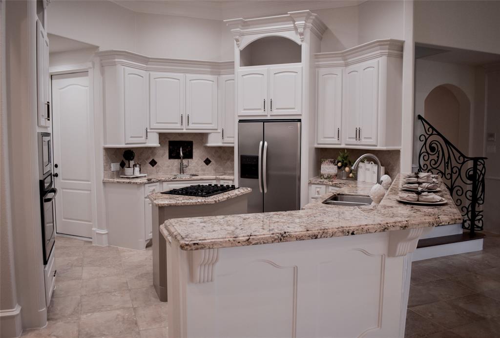 28322 2 Benders Landing Boulevard, Spring, Texas 77386, 4 Bedrooms Bedrooms, 12 Rooms Rooms,5 BathroomsBathrooms,Single-family,For Sale,Benders Landing,65669308
